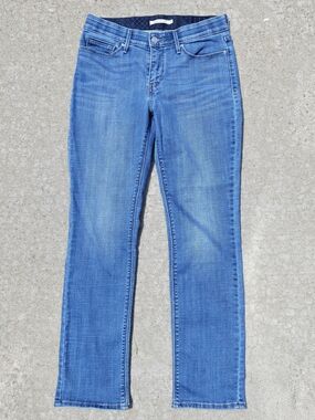 Levi’s 525 Perfect Waist Straight Leg Jeans - Size 6S Stretch